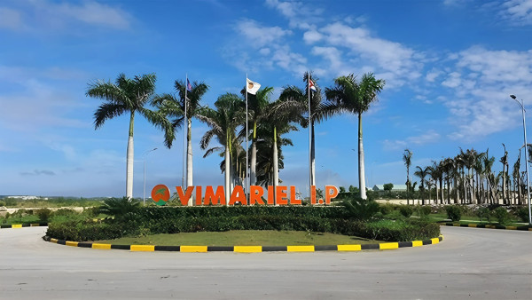 Tổng bí thư, Chủ tịch nước Tô Lâm thăm và tặng quà người lao động tại KCN ViMariel (Cuba)